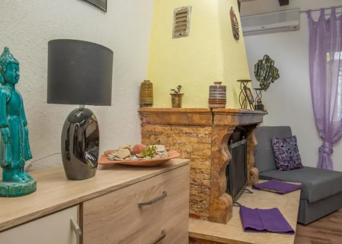 Apartman In With Sea View, Terrace, Air Conditioning, Wifi 4628-4