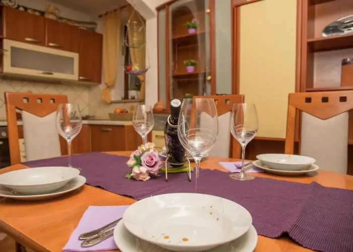 In With Sea View, Terrace, Air Conditioning, Wifi 4628-4 Apartman *