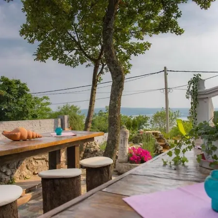 In With Sea View, Terrace, Air Conditioning, Wifi 4628-4 Appartamento Crikvenica